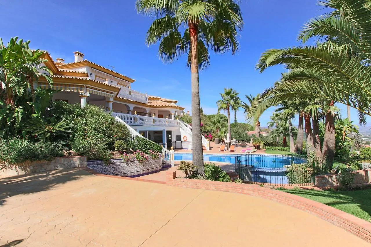 Tess Villa El Oasis Alhaurín de la Torre